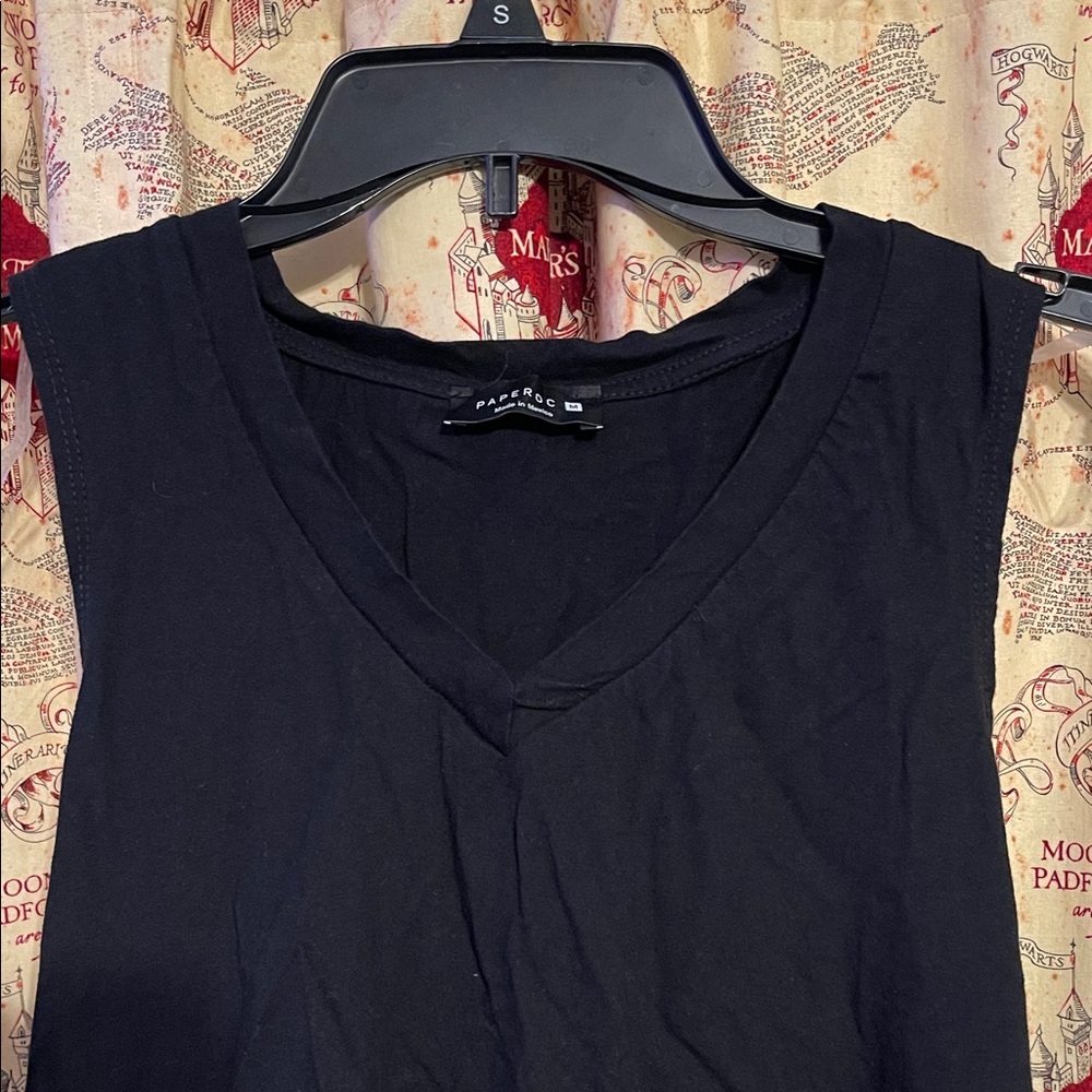 Chic Black Ruffle Hem Tank Top - Picture 4 of 4